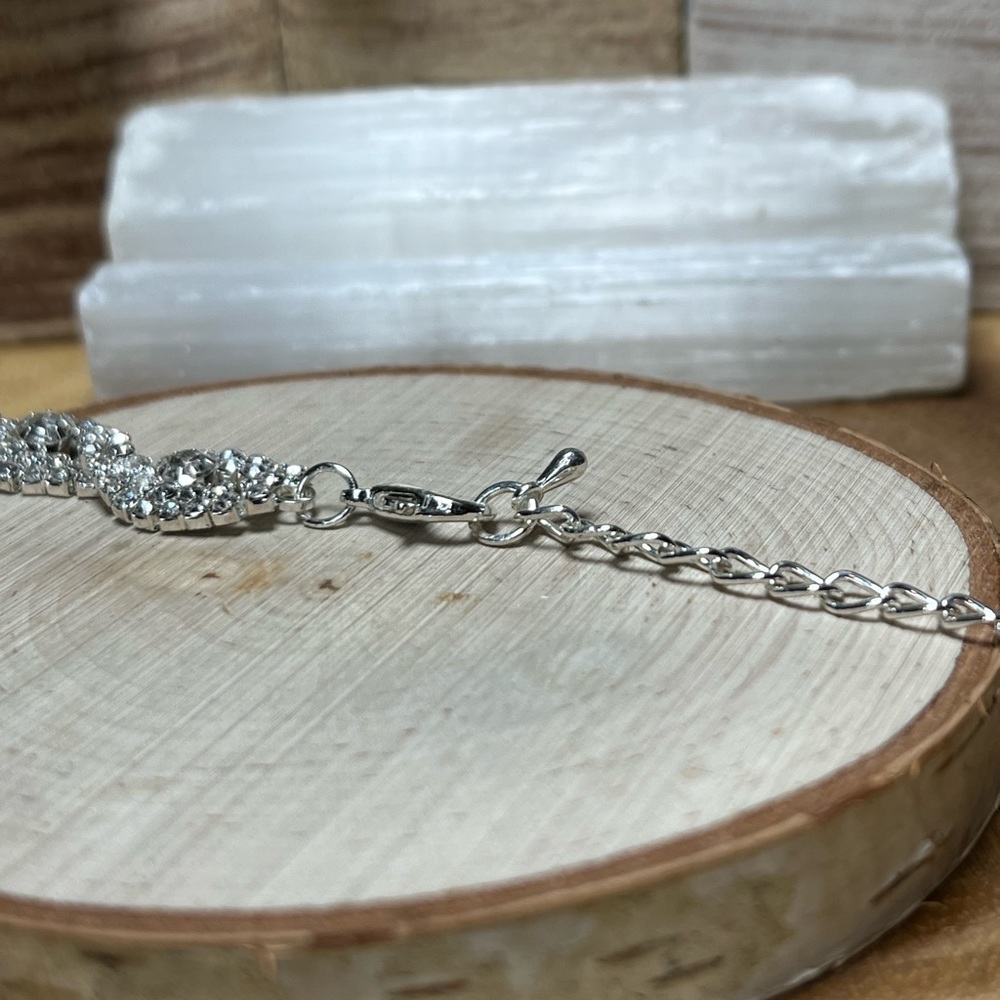 VTG| Rhinestone Crystal Twisted Necklace ✨🤍 - Picture 7 of 15